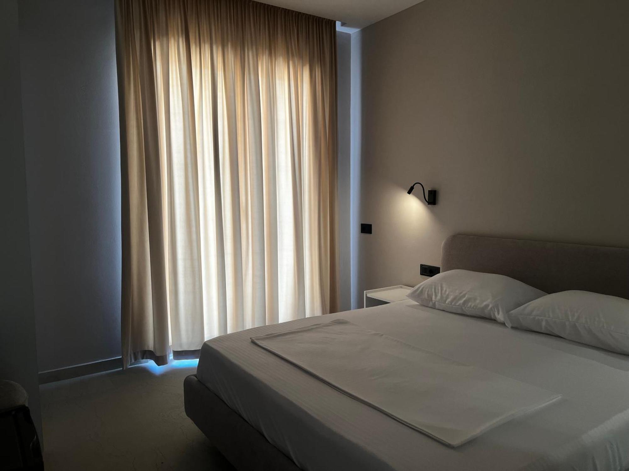Lian'S Rooms Vlore Exterior photo